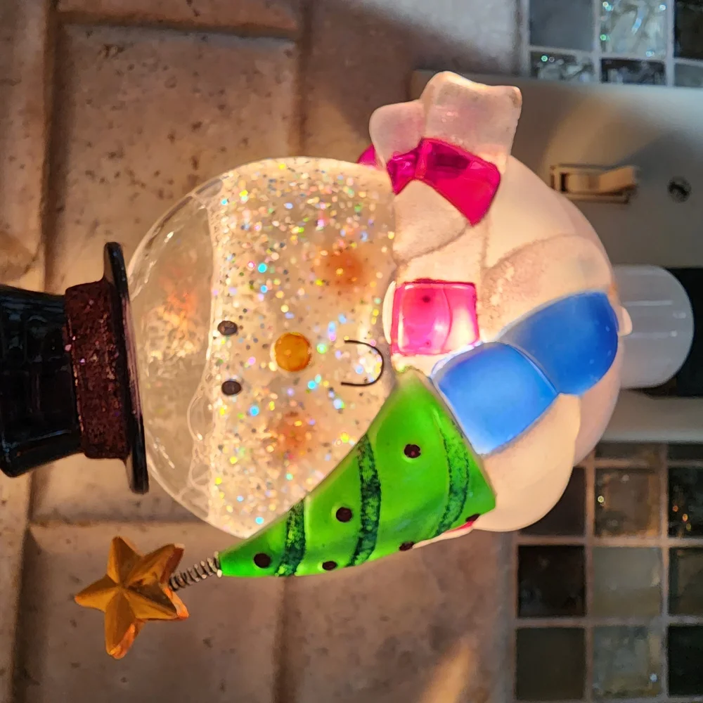 Festive Snowman Glass Plug In That Lights Up 3 1/2 Inches X 6 Inches